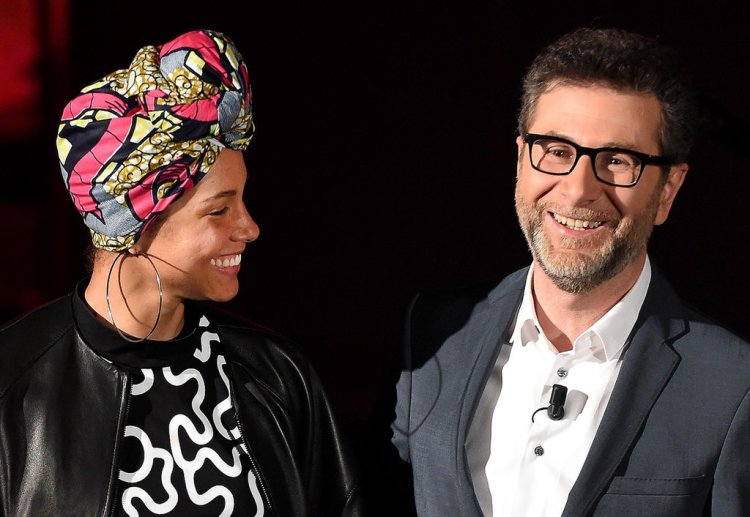 CjO7lgFXAAA49EH (1).jpg